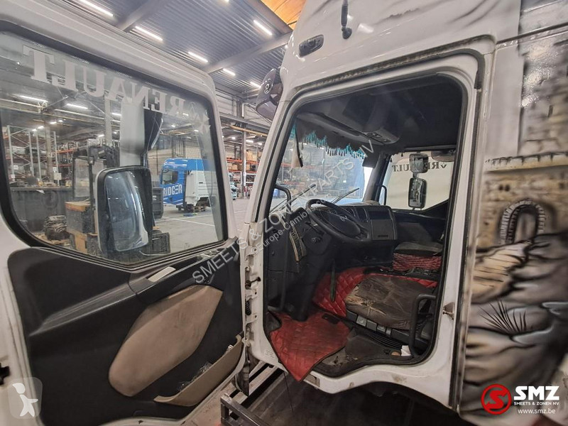 قطع غيار الآليات الثقيلة Renault Occ Cabine...