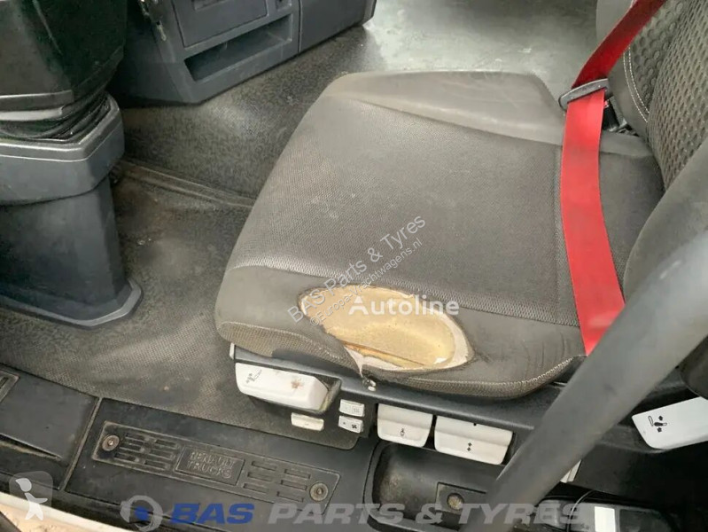 قطع غيار الآليات الثقيلة Renault T-Serie...