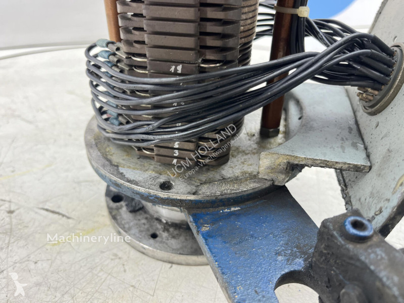 قطع غيار الآليات الثقيلة Liebherr