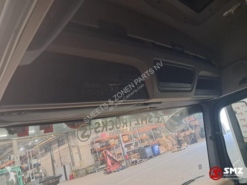 Piese camioane Mercedes Occ Cabine Mercedes...