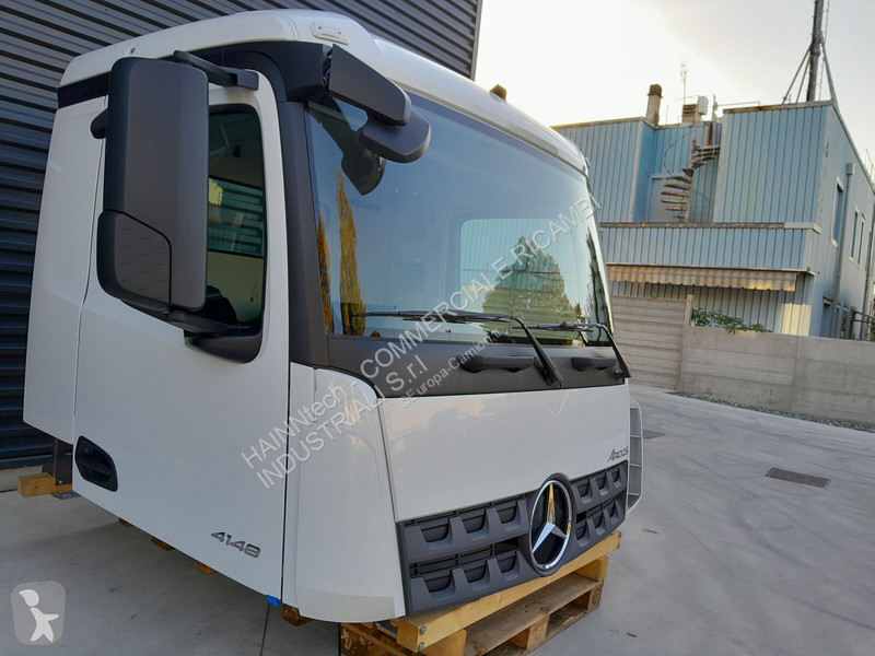 قطع غيار الآليات الثقيلة Mercedes AROCS ACTROS...