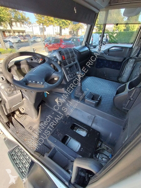 Pezzi di ricambio per mezzi pesanti Iveco...
