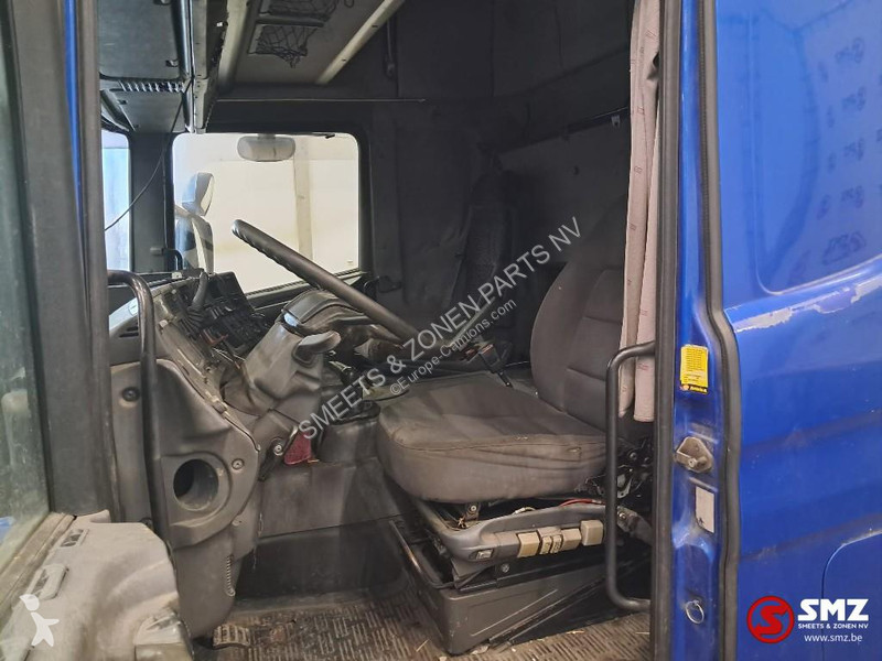 قطع غيار الآليات الثقيلة Scania Occ Cabine...