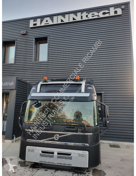 Náhradní díly pro kamiony Volvo FH Globetrotter XL