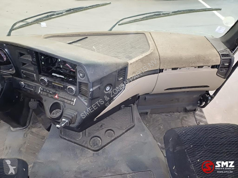 Reservedele til lastbil Mercedes Occ cabine...