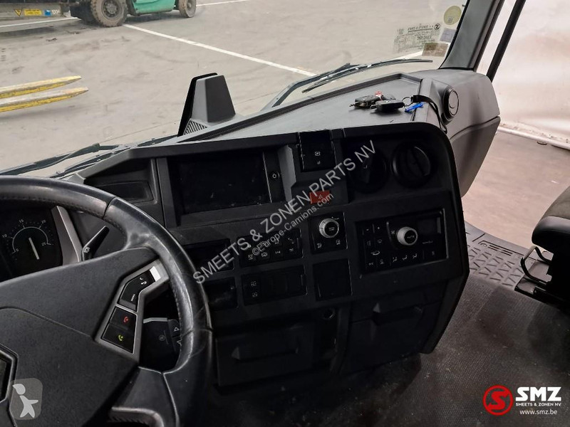 قطع غيار الآليات الثقيلة Renault Occ Cabine...