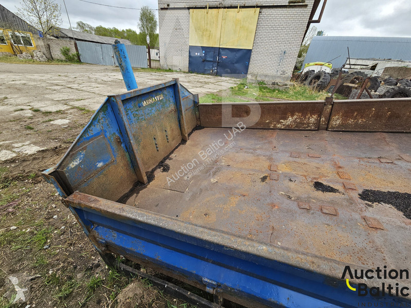 قطع غيار الآليات الثقيلة  cargo part with cylinder