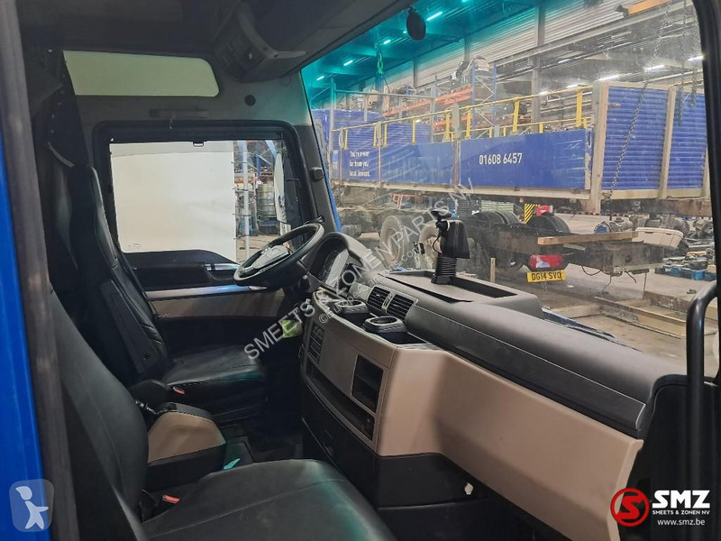 قطع غيار الآليات الثقيلة MAN Occ Cabine MAN  F99L
