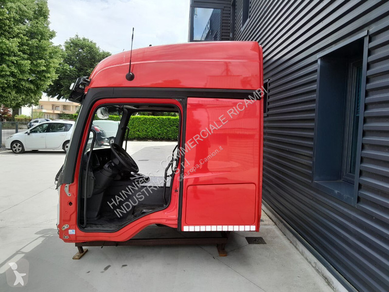 Pièces poids lourds Mercedes AROCS ACTROS...