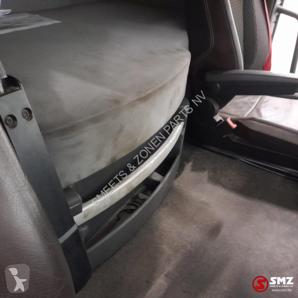 Náhradní díly pro kamiony Renault Occ cabine...