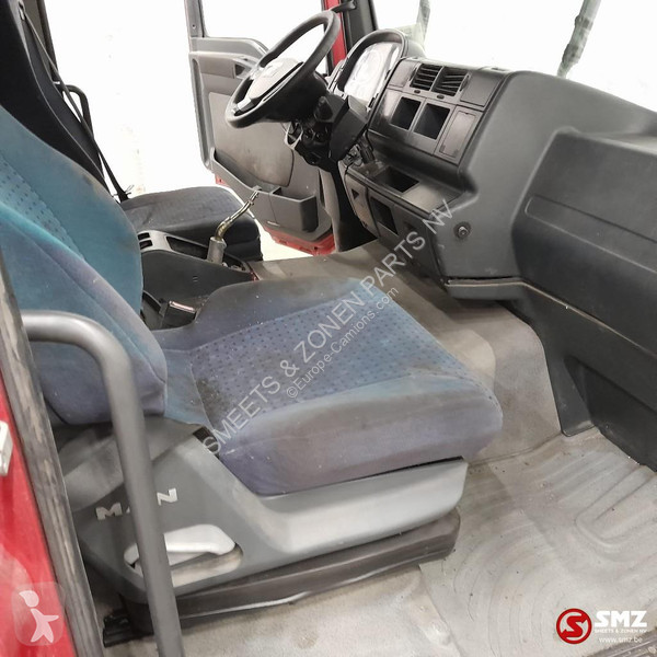 قطع غيار الآليات الثقيلة MAN Occ Cabine MAN