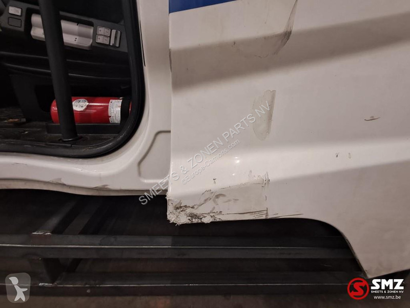 قطع غيار الآليات الثقيلة Renault Occ Cabine...