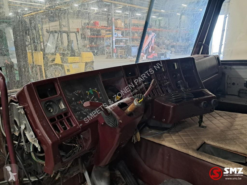 قطع غيار الآليات الثقيلة Scania Occ Cabine...