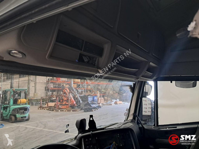 قطع غيار الآليات الثقيلة Iveco Occ Cabine Iveco