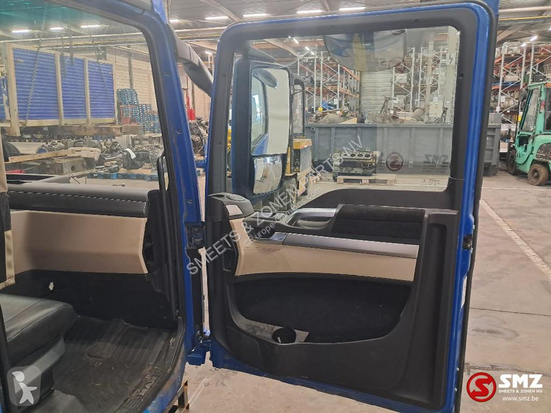 قطع غيار الآليات الثقيلة MAN Occ Cabine MAN  F99L