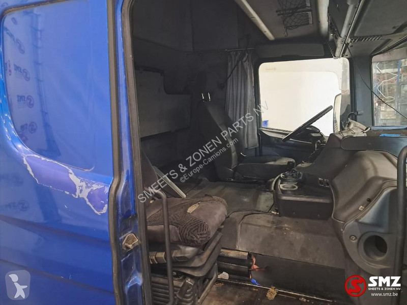قطع غيار الآليات الثقيلة Scania Occ Cabine...