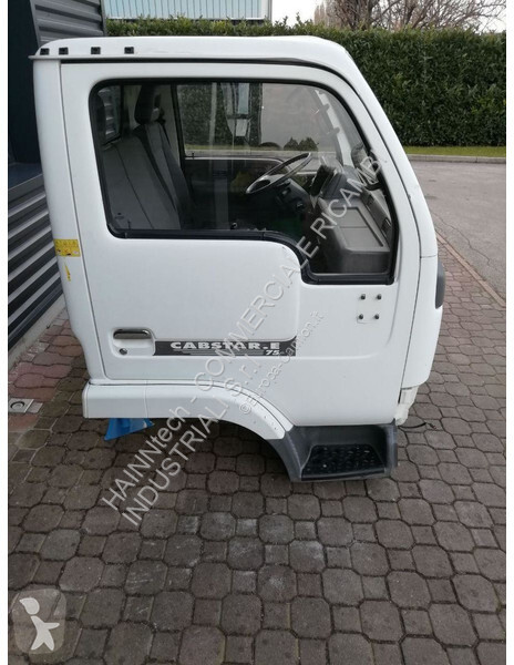 Pièces poids lourds Nissan 2697