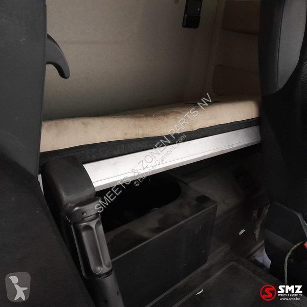 Pièces poids lourds Mercedes Occ cabine RHD...