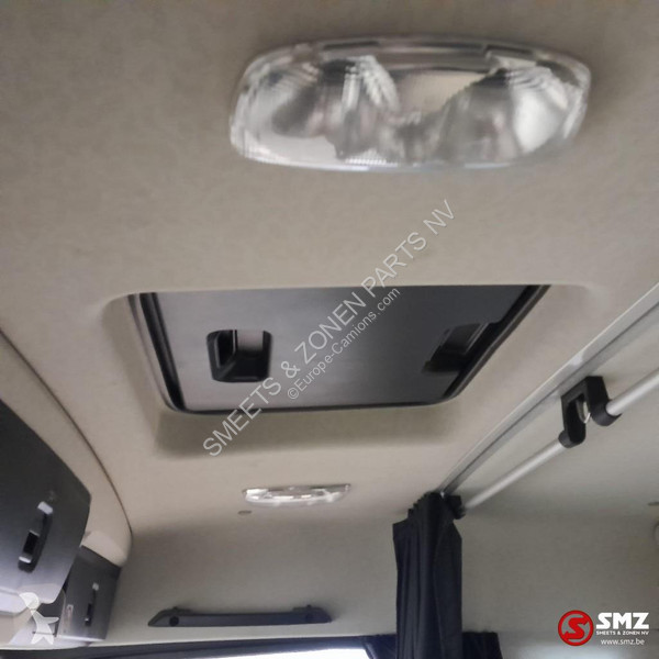 قطع غيار الآليات الثقيلة Mercedes Occ cabine...