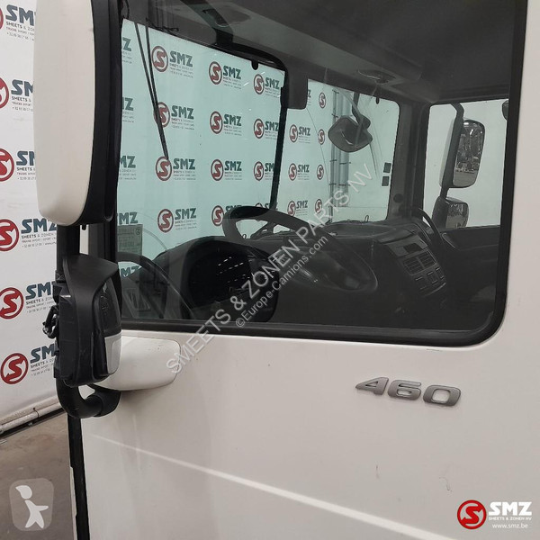 قطع غيار الآليات الثقيلة DAF Occ cabine DAF