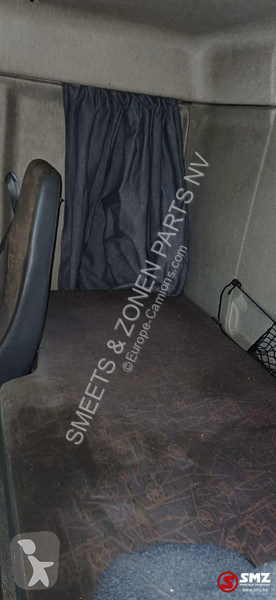 قطع غيار الآليات الثقيلة Renault Occ cabine...