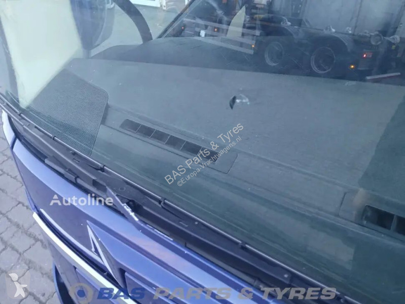 قطع غيار الآليات الثقيلة Volvo
