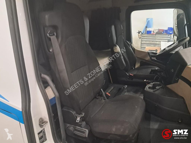 قطع غيار الآليات الثقيلة Mercedes Occ Cabine...