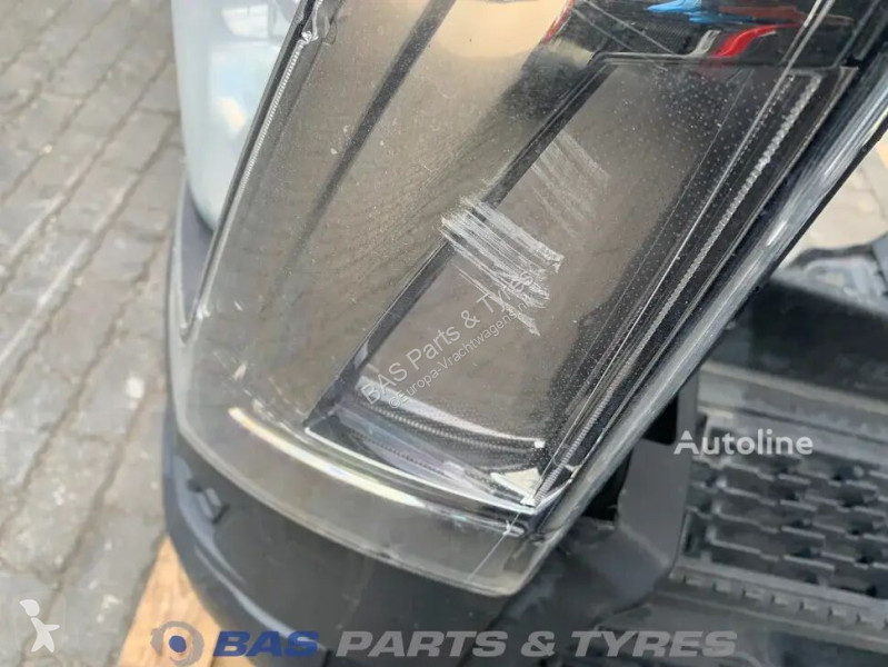 Pezzi di ricambio per mezzi pesanti Renault...