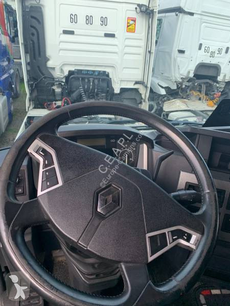 Pièces poids lourds Renault