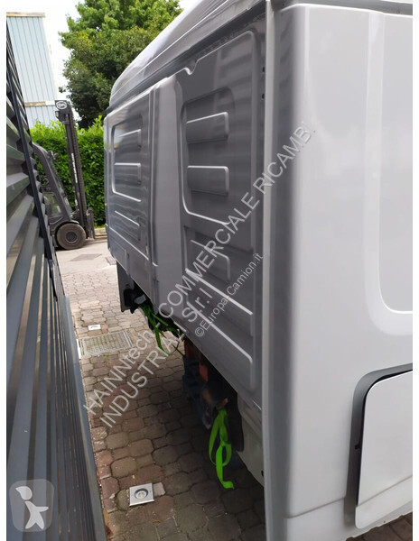 Náhradní díly pro kamiony Mercedes ACTROS EURO...