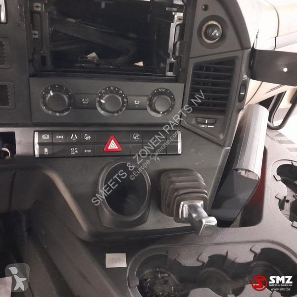 قطع غيار الآليات الثقيلة Mercedes Occ cabine...