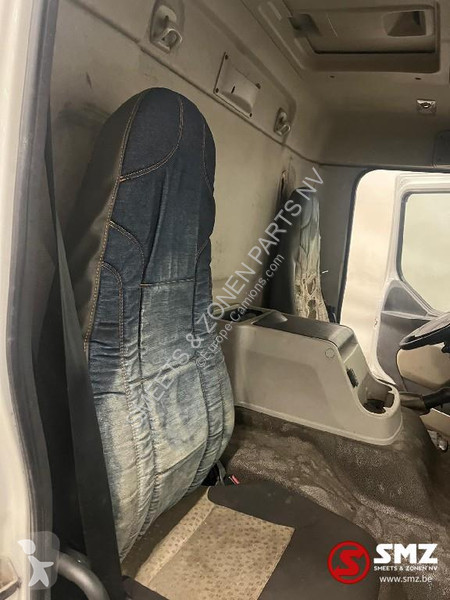 قطع غيار الآليات الثقيلة Renault Occ cabine...