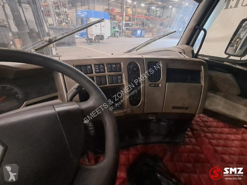 قطع غيار الآليات الثقيلة Renault Occ Cabine...