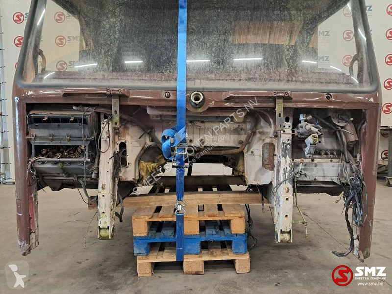 قطع غيار الآليات الثقيلة Scania Occ Cabine...