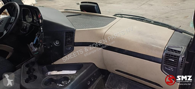 قطع غيار الآليات الثقيلة Mercedes Occ cabine...