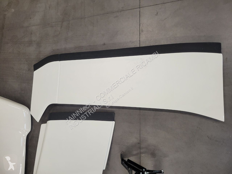 قطع غيار الآليات الثقيلة Scania NT - R