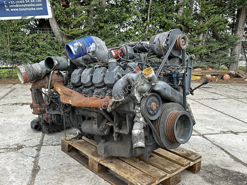 Vrachtwagenonderdelen Mercedes OM 442 V8 Engine...