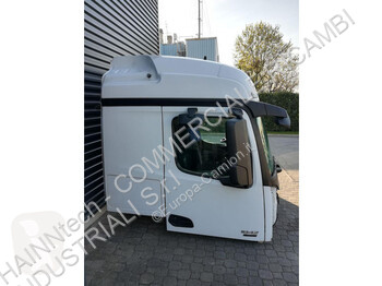 Ricambio per autocarri Mercedes ACTROS AROCS...