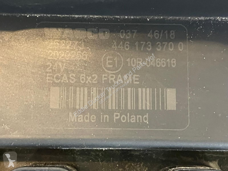 Náhradní díly pro kamiony DAF 2020256 ECAS 6X2...