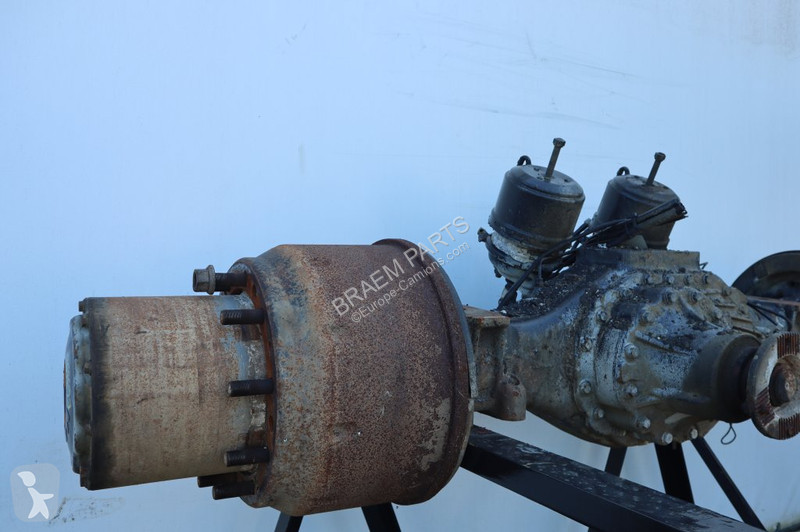 Reservdelar lastbilar MAN HP-1352-09 26/24 X 4.00