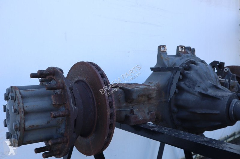 Reservdelar lastbilar Mercedes R440-13A/C22.5...