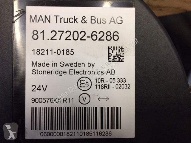 Reservdelar lastbilar MAN 81.27202-6286 DASHBOARD
