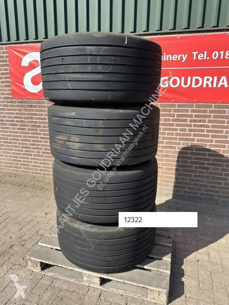 Reservdelar lastbilar Pneu de camion 435/50 R...