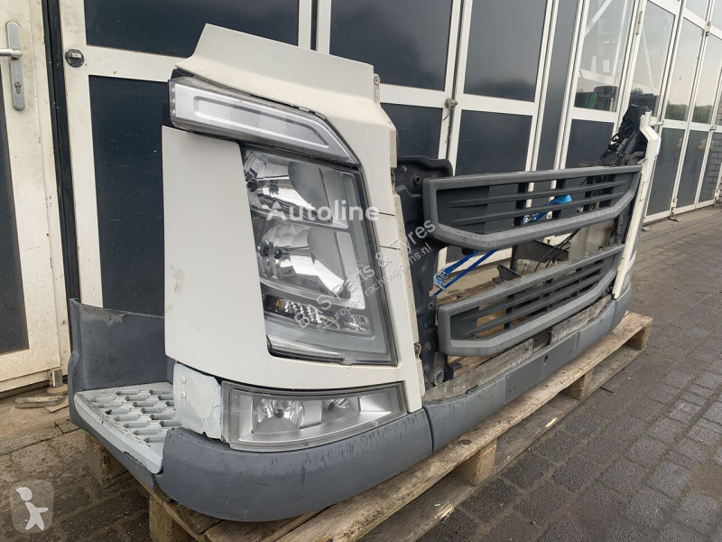 Náhradní díly pro kamiony Volvo Pare-chocs 4...