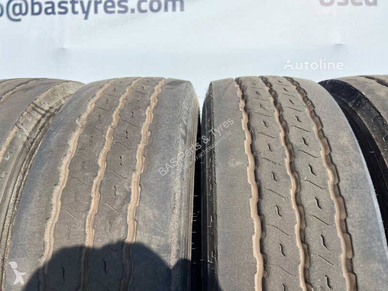 Ricambio per autocarri Goodyear 235/75R17.5...