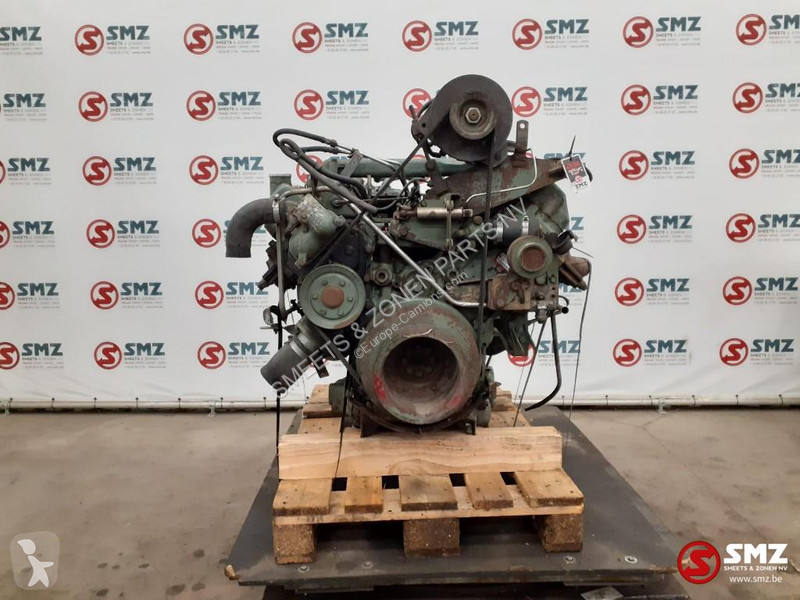 Náhradní díly pro kamiony Mercedes Occ motor...