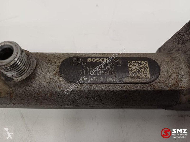 Vrachtwagenonderdelen MAN Occ brandstofrail met...