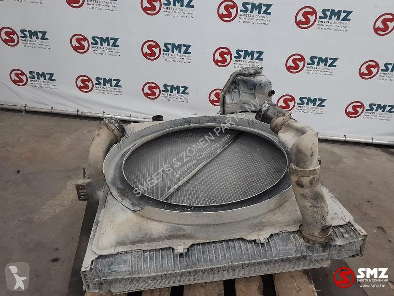Pièces poids lourds Mercedes Occ radiator +...
