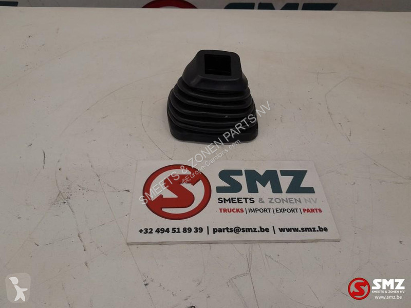 Reservdelar lastbilar Caterpillar Boot right...
