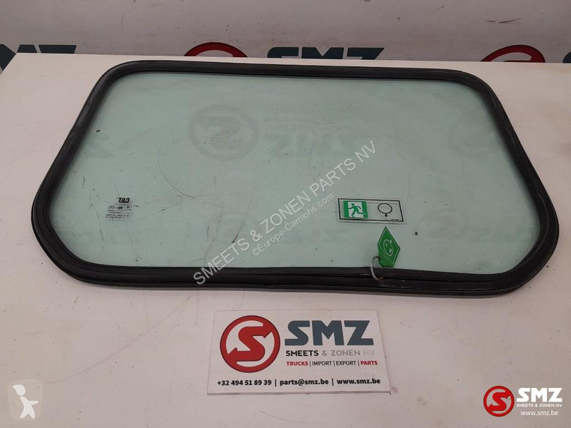 Reservdelar lastbilar Caterpillar Glass rear...